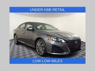 Used 2023 Nissan Altima 2.5 SL AWD/4WD video 1