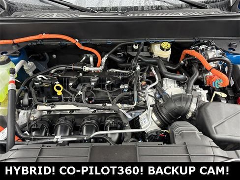 New 2025 Ford Maverick XLT image 32