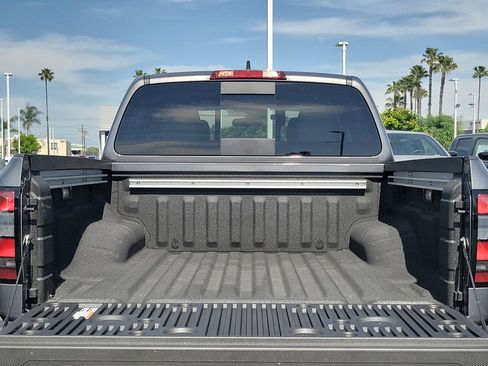 New 2026 Nissan Frontier SV w/ SV Convenience Package RWD image 16
