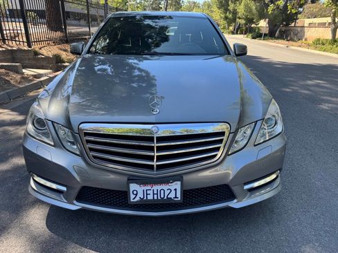 Used 2013 Mercedes-Benz E 350 Sedan image 8