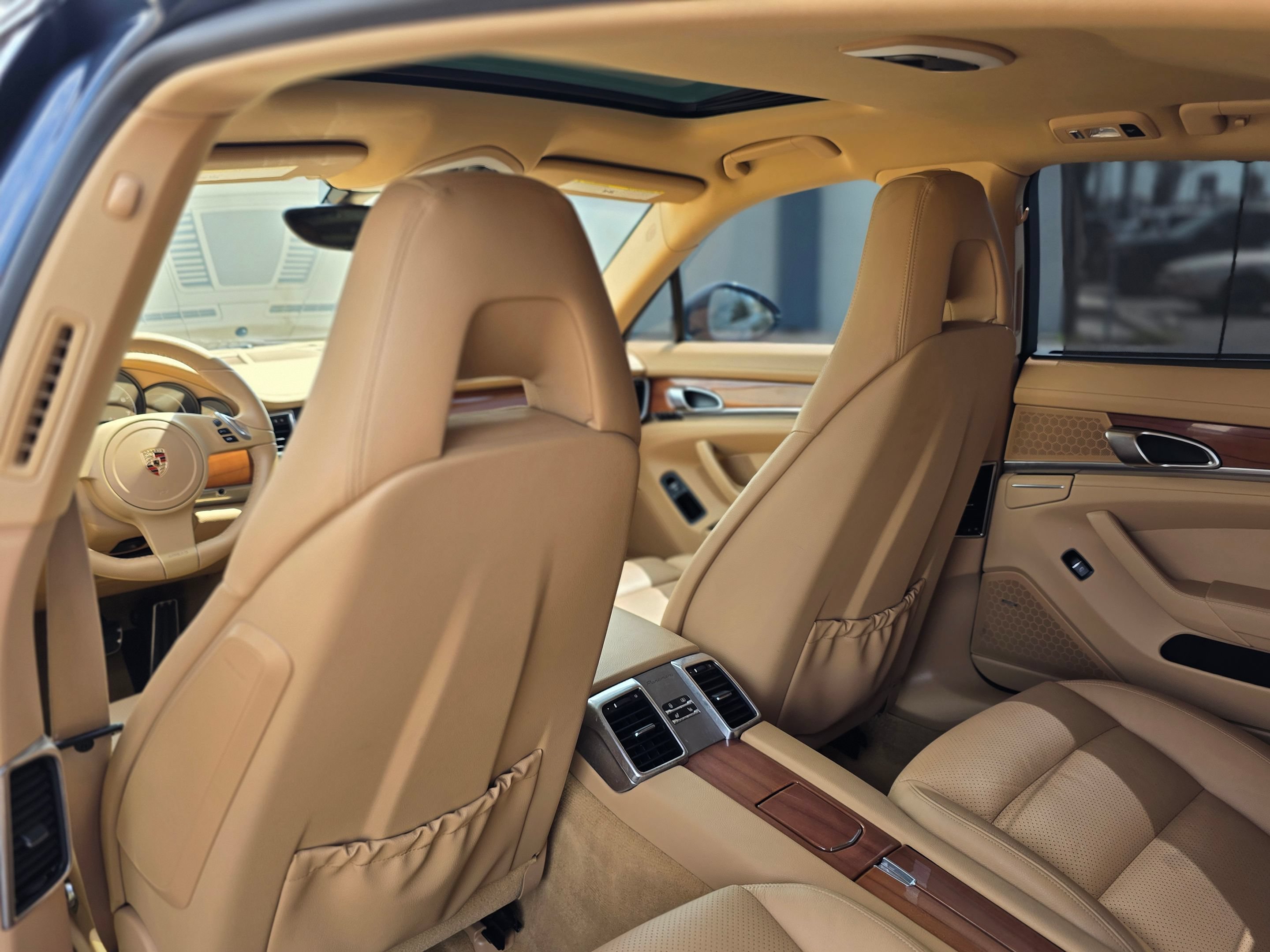 Used 2012 Porsche Panamera 4 w/ Premium Pkg Plus AWD/4WD image 21