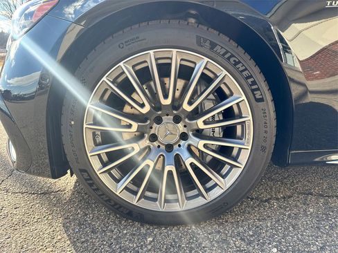 New 2025 Mercedes-Benz E 53 AMG e 4MATIC Sedan image 10