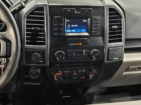 Used 2016 Ford F150 XLT w/ Trailer Tow Package AWD/4WD image 6