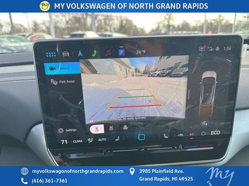 New 2025 Volkswagen ID.4 Pro image 24