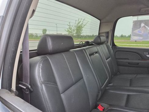 Used 2013 GMC Sierra 2500 SLT w/ Suspension Package, Off-Road AWD/4WD image 36