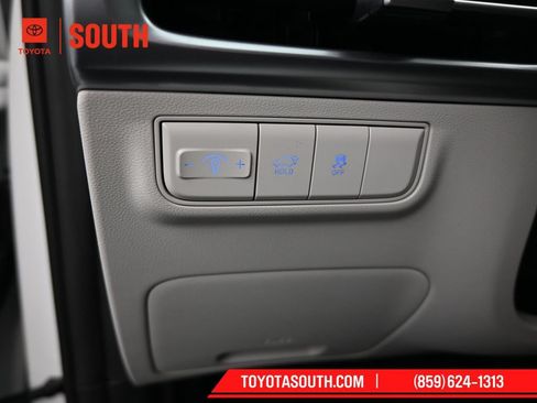 Used 2025 Hyundai Tucson SEL FWD image 17