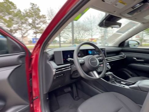 Used 2026 Hyundai Tucson SEL FWD image 33