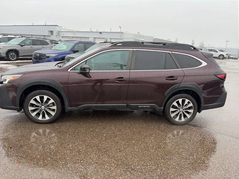Used 2023 Subaru Outback Limited image 2