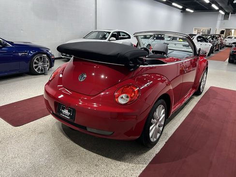 Used 2009 Volkswagen Beetle S image 13