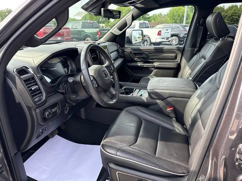 Used 2024 RAM 1500 Limited AWD/4WD image 10