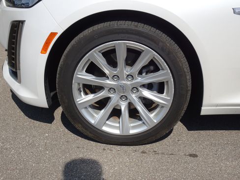 Used 2023 Cadillac CT5 Luxury w/ Sun And Sound Package AWD/4WD image 11