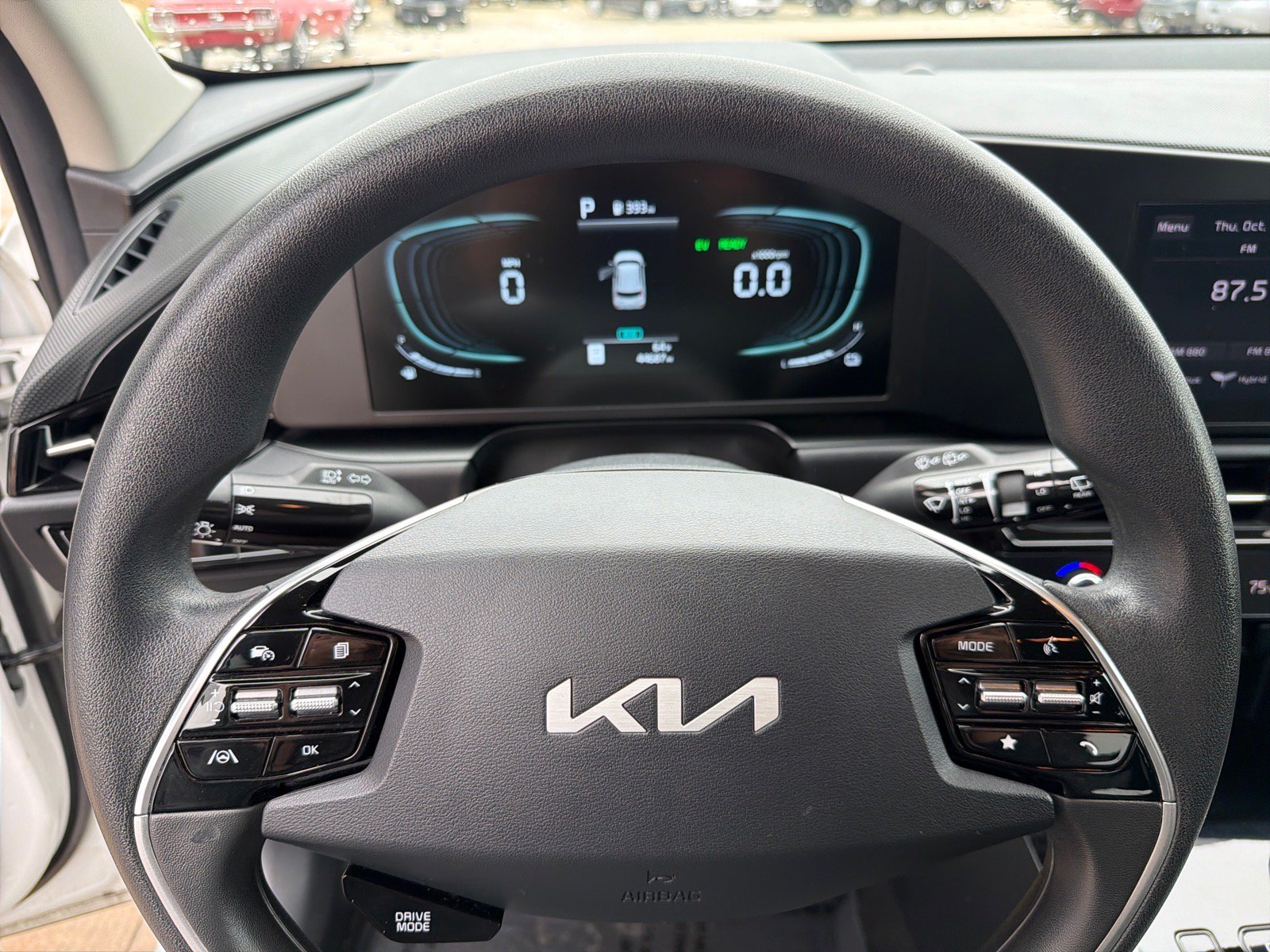 Used 2025 Kia Niro LX FWD image 14