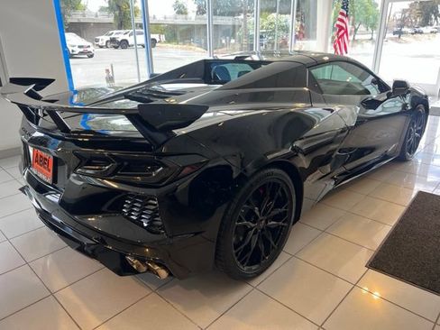 Used 2023 Chevrolet Corvette Stingray Premium Conv w/ Battery Protection Package RWD image 6