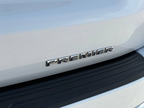 Used 2023 Chevrolet Suburban Premier AWD/4WD image 12