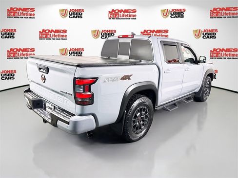 Used 2022 Nissan Frontier PRO-4X w/ Pro-4X Premium Package image 18