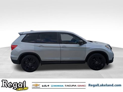 Used 2019 Honda Passport Sport image 3