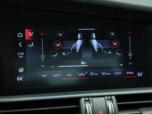 Used 2022 Alfa Romeo Giulia Ti image 17