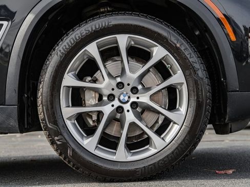 Used 2020 BMW X5 xDrive40i w/ Premium Package image 18