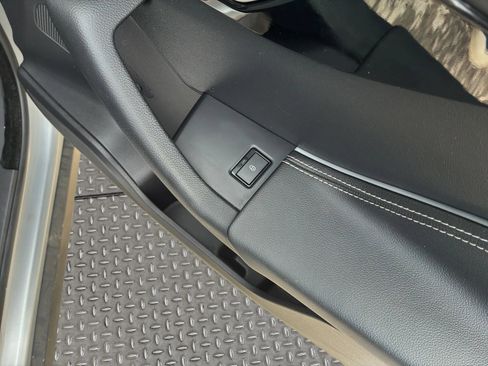 Used 2018 Jaguar F-PACE S AWD/4WD image 19