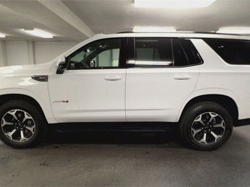 Used 2025 GMC Yukon AT4 image 5