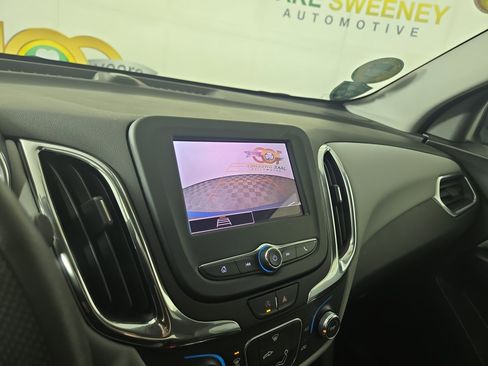 Used 2022 Chevrolet Equinox LS w/ LS Convenience Package image 20