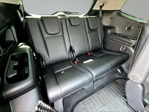 Used 2023 Subaru Ascent Touring AWD/4WD image 28