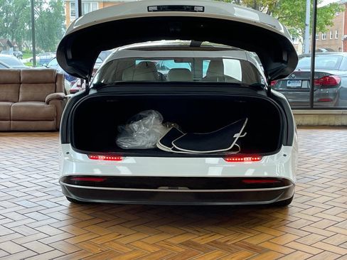 Used 2023 Lucid Air Touring AWD/4WD image 11