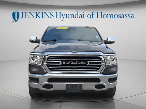 Used 2023 RAM 1500 Laramie AWD/4WD image 12