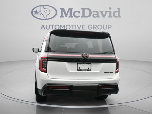 Used 2025 Nissan Armada PRO-4X AWD/4WD image 7