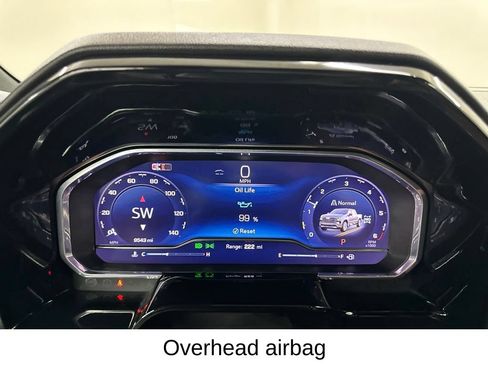 Used 2025 Chevrolet Silverado 1500 High Country w/ High Country Premium Package AWD/4WD image 46
