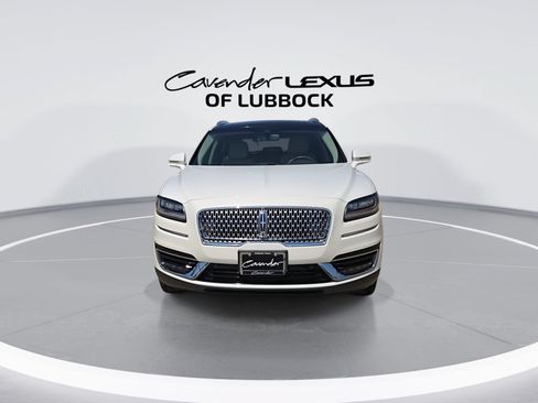 Used 2020 Lincoln Nautilus Reserve w/ Equipment Group 201A FWD image 3