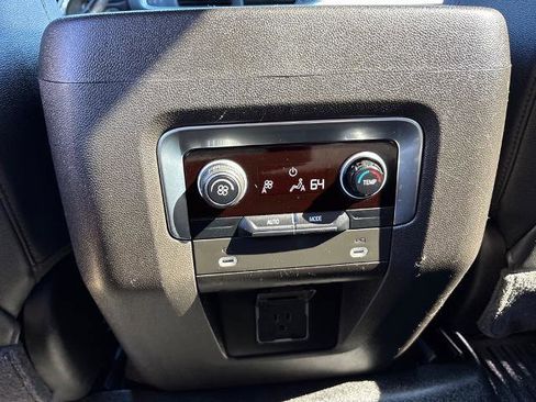 Used 2021 Chevrolet Tahoe LT image 9