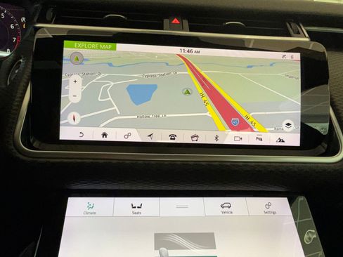 Used 2019 Land Rover Range Rover Velar S image 25