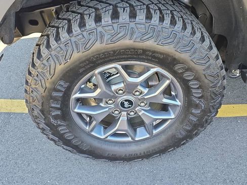 Certified 2025 Ford Bronco Badlands AWD/4WD image 5