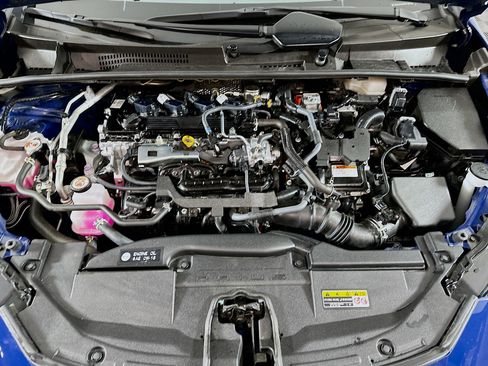 Used 2025 Toyota Prius LE image 33