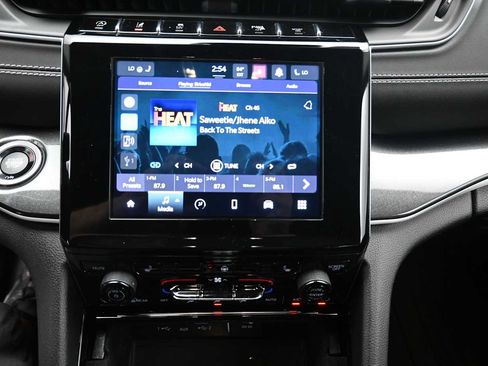Used 2022 Jeep Grand Cherokee L Laredo w/ Luxury Tech Group I AWD/4WD image 46