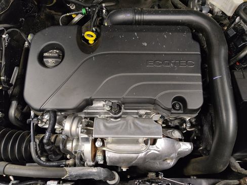 Used 2023 Chevrolet Malibu LT FWD image 30