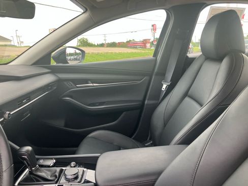 Used 2025 MAZDA MAZDA3 s FWD image 10