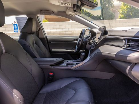 Used 2023 Toyota Camry XSE FWD image 28