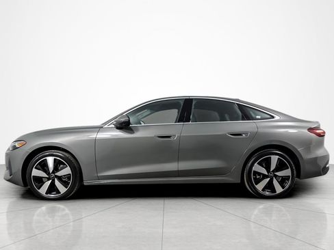 Used 2025 Audi A5 2.0T Premium Plus w/ Premium Plus AWD/4WD image 2