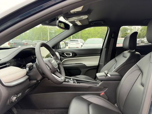 New 2026 Jeep Compass Limited AWD/4WD image 18
