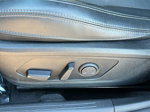 Used 2022 Kia K5 GT-Line image 9