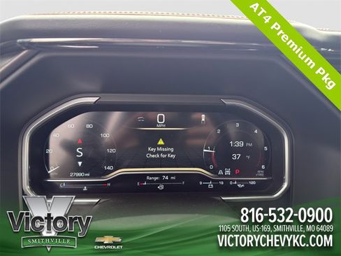 Used 2023 GMC Sierra 1500 AT4 w/ AT4 Premium Package image 11