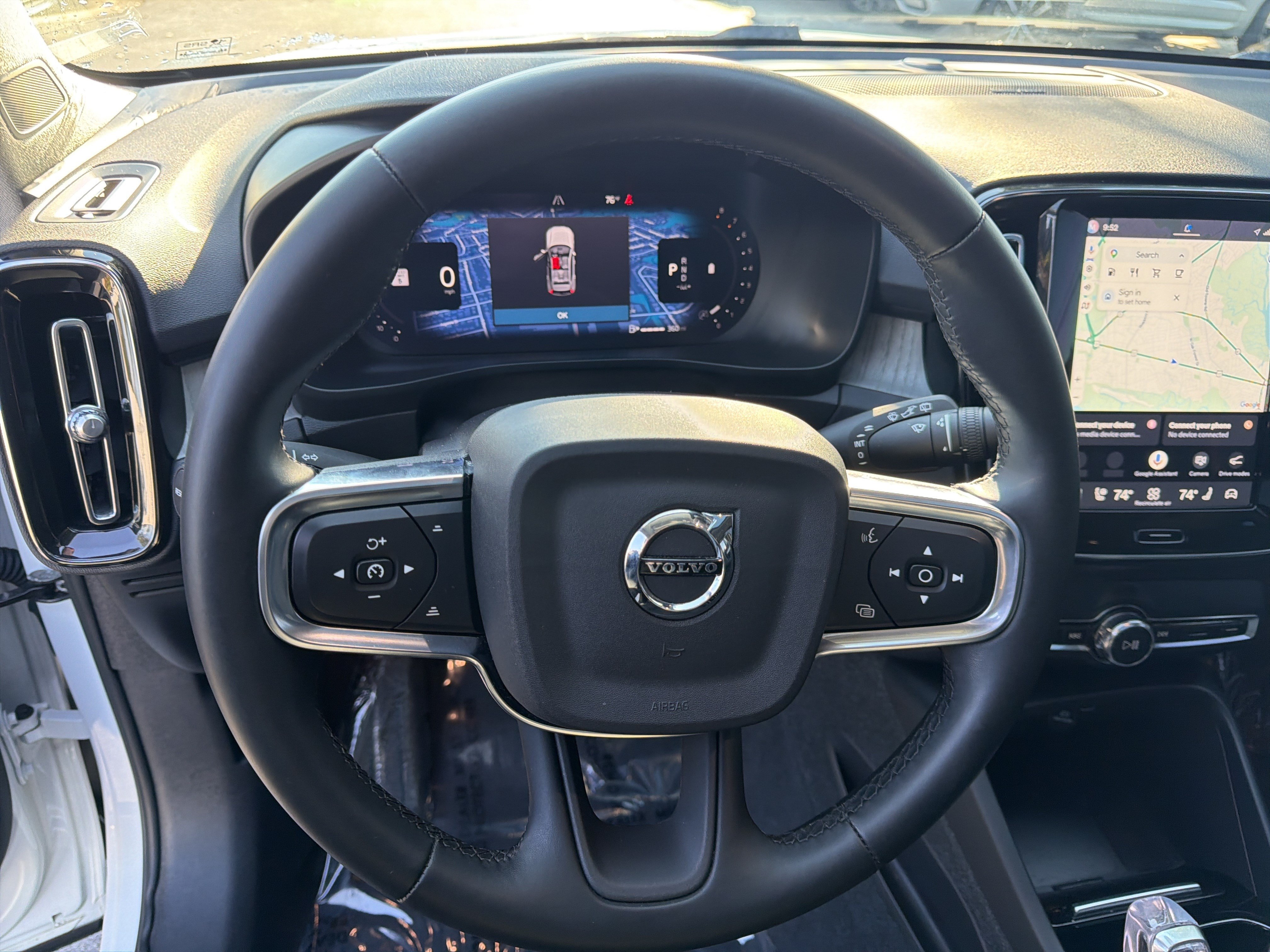 Used 2024 Volvo XC40 B5 Plus w/ Protection Package Premier AWD/4WD image 19