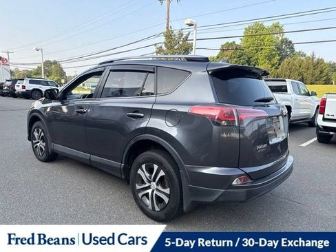Used 2016 Toyota RAV4 LE AWD/4WD image 15