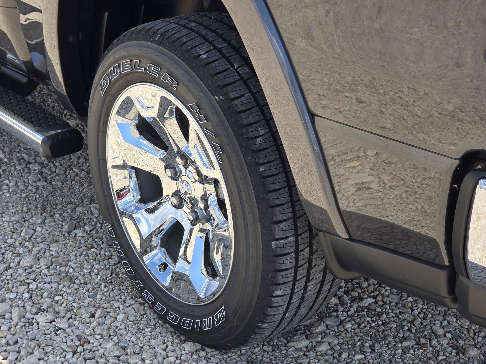 New 2027 RAM 1500 Lone Star AWD/4WD image 6
