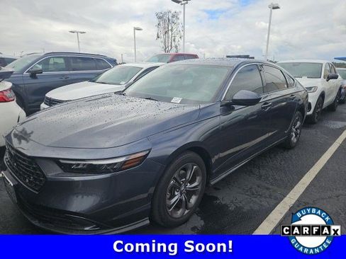 Used 2023 Honda Accord EX image 1