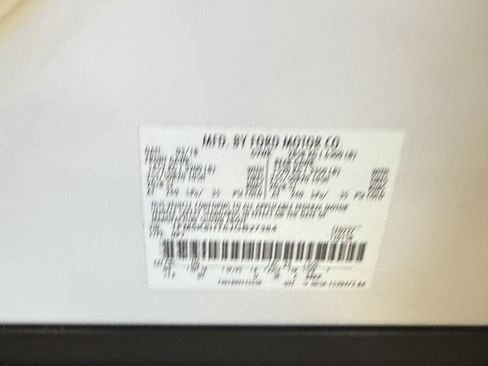 Certified 2018 Ford Explorer Platinum image 31