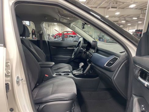 Certified 2023 Kia Seltos S w/ Navigation Package image 13