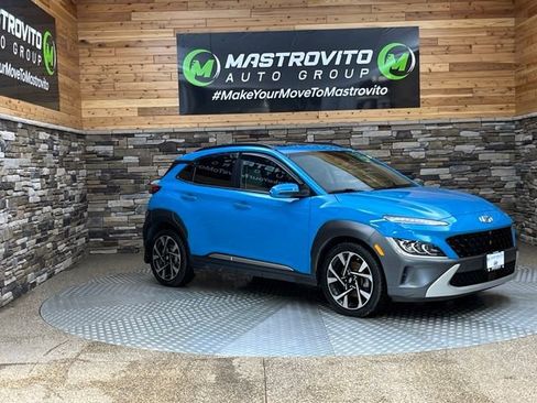 Used 2022 Hyundai Kona Limited AWD/4WD image 17